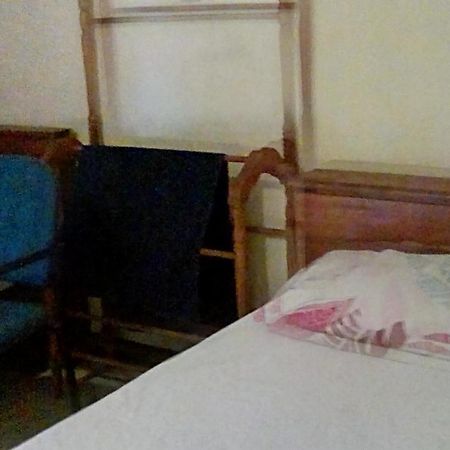 Leaf Guest House 加姆波勒 外观 照片