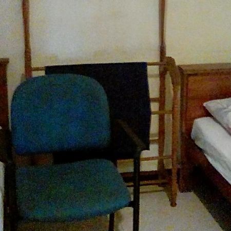 Leaf Guest House 加姆波勒 外观 照片