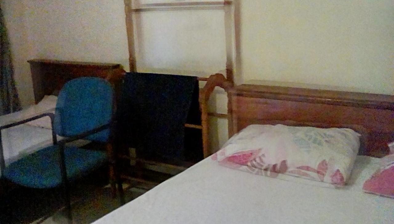 Leaf Guest House 加姆波勒 外观 照片