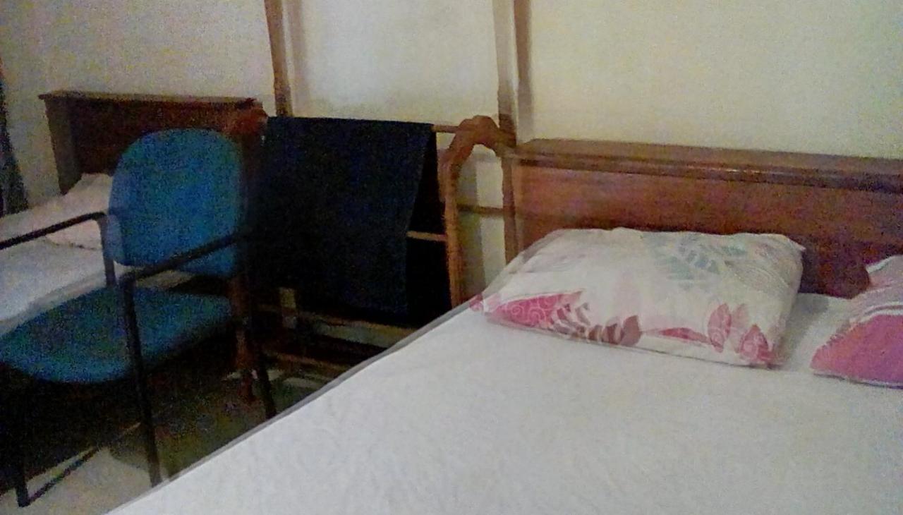 Leaf Guest House 加姆波勒 外观 照片