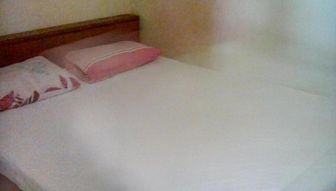 Leaf Guest House 加姆波勒 外观 照片